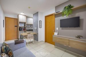 Condomínio Bem localizado com Piscina TCR