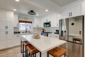 Near Slopes and Shores Pet-Friendly Sugarloaf Gem