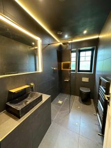 Modern and Stylish Rural Retreat