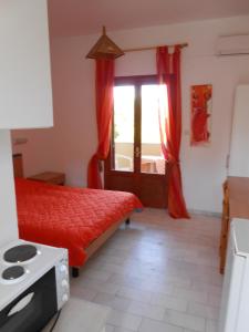 ANAMAMA -SOCRATES studios