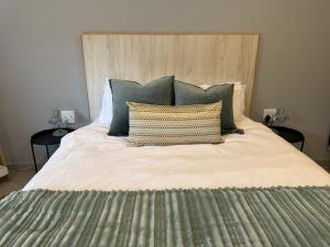 Robyns Nest Self Catering Studio Cottage No2