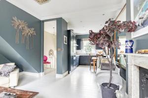 Magical Georgian Maisonette, Angel, Islington