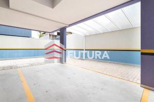 Apartamento de 02 quartos a 250 metros da praia LA018E