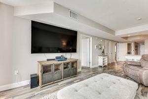 2 Mi to Ocean Waterfront North Myrtle Beach Condo