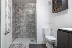 Studio Prenium Accès CDG Disney Parc Expo Stade de France