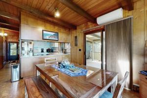 Martys Lakehouse on the Coast