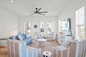 The Salty Seahorse 105 WI