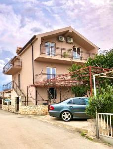 Apartments by the sea Grebastica, Sibenik - 4881