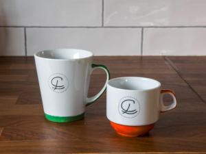 Maisons de vacances Maison familiale avec piscine chauffee, salle de jeux et grand jardin - 5 chambres, 15 couchages - FR-1-410-340 : photos des chambres