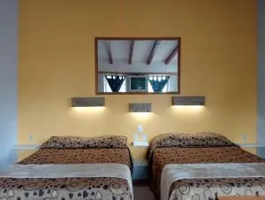 THE GREEN HOUSE BY E&M dos camas matrimoniales - Xaloxtoc