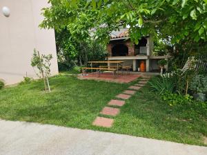 Apartments with parking space Mundanije, Rab - 22552