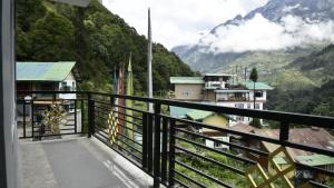Mantra Inn Lachung