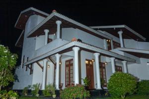 Dazzling Villa in Weligama, Sri Lanka