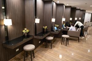 Modern Living 3 Makati