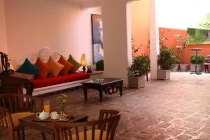 都市中阿奴伽住宿加早餐旅馆 - Nawala