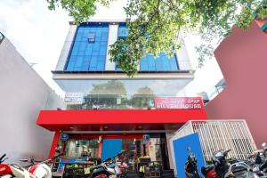 Hotel O Silver House Near Mantri Square Mall