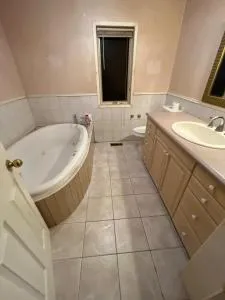 Brampton Sheridan Davis Campus Private Suite for 3 People - Georgetown