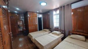 Topaz Bed & Breakfast Hotel