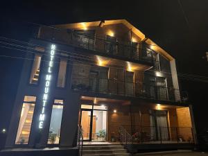 Hotel Mountime Kazbegi