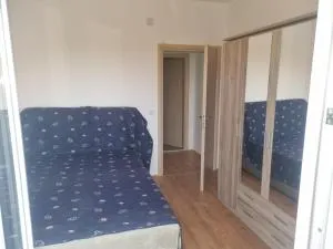 Lion Apartments - Sermenin