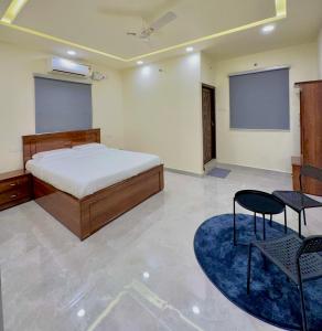 Luxurious Penthouse Terrace Studio at City center