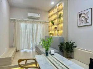 Peach Peach Home - Мітхо