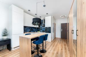 Wiślane Tarasy 2 0 Blue Studio by BookingHost