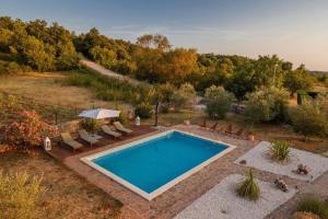 Beautiful 4 bedroom Villa Tara, pool and privacy! 