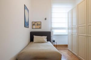 Adriana Star luxury large and central