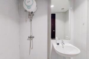 Comfort and Cozy Stay Studio Casa de Parco Apartment By Travelio