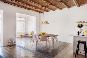 GuestReady - Acogedor piso al lado de Pl. Cataluña