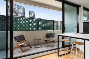 Sleek and Modern in Charming Location