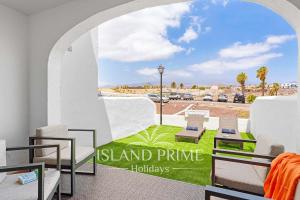 2x bedroom Holiday with Teide Views in Heated Pool Complex FC407