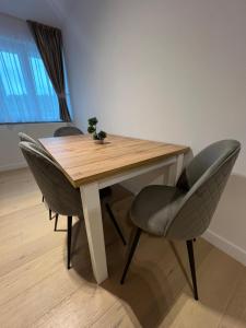 London Residence Deluxe 2-Bedroom