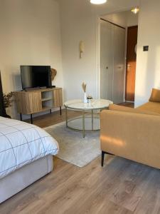 La Duché - Appartement neuf central, calme, vue sur les toits de Cherbourg et Parking, intendance Luxury Host