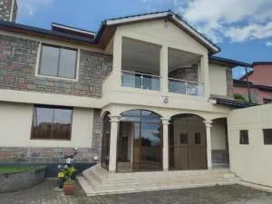 Twiga Whitehouse Villa - Nakuru