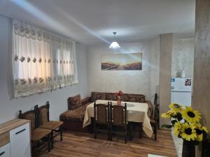 Делукс Апарт Вергиеви