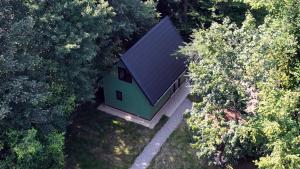 Mókuska erdőszéli faházikó