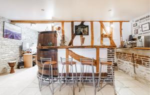 Maisons de vacances Stunning Home In Montigny-Les-Monts : photos des chambres