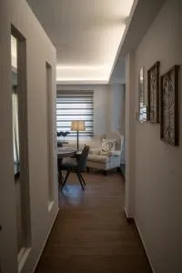 Athens Horizon - Aryiroúpolis