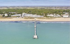 Appartements Lovely Apartment In Saint Jean De Monts : photos des chambres