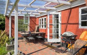 3 Bedroom Awesome Home In Klemensker