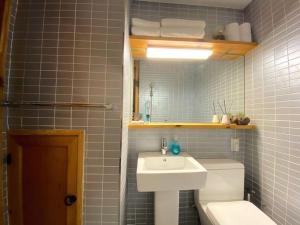 Hanok JAE l 4BR 2Bath l 9min from Anguk STN