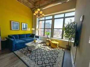 McCormick 2Br-2Ba family unit for up to 8 guests with Optional Parking & Gym access - 芝加哥