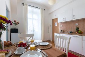  One-Bedroom Apartment - Ground Floor room in Prague Siesta Apartments