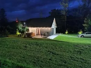 Przystanek Leszczyniec w Sudetach z jacuzzi - za dopłatą - Leszczyniec