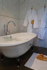 Hotels La Borie d-Helipse : photos des chambres