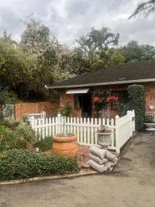 Tranquil Gardens - Claredon