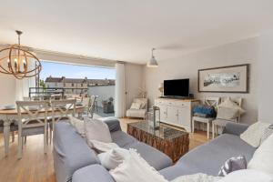 Ger Y Mor - Village Centre with Parking