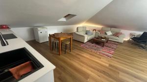 Lovely studio fully equipped